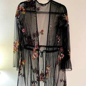 Mesh floral long sleeve kimono